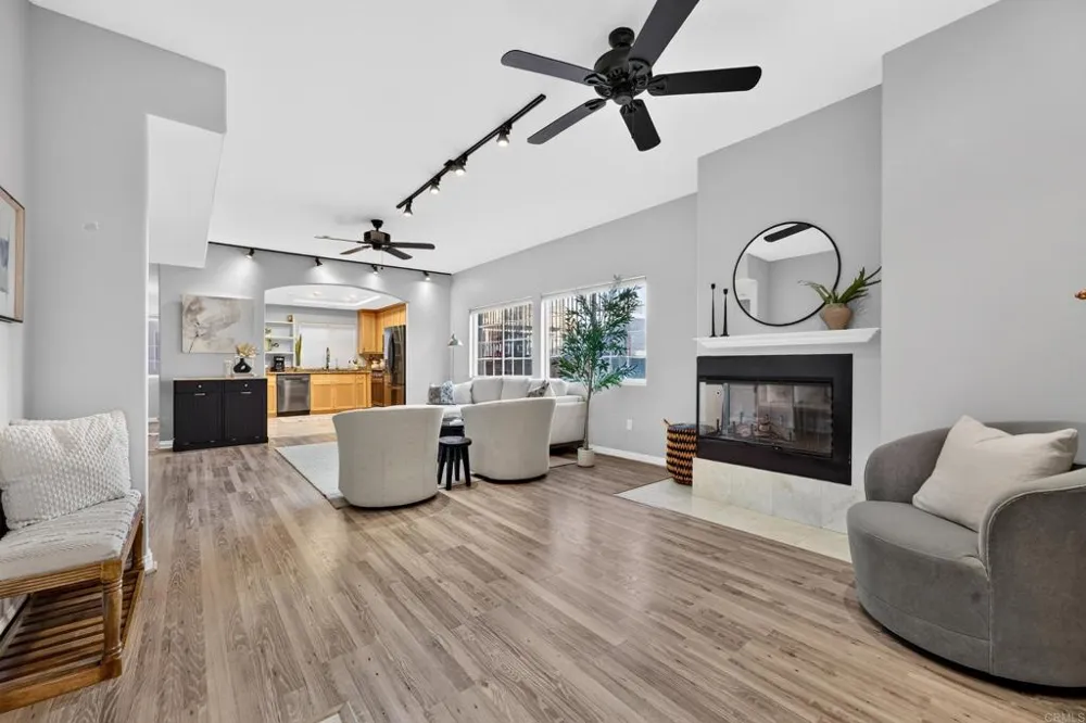 3951 Riviera Drive San Diego, CA 92109