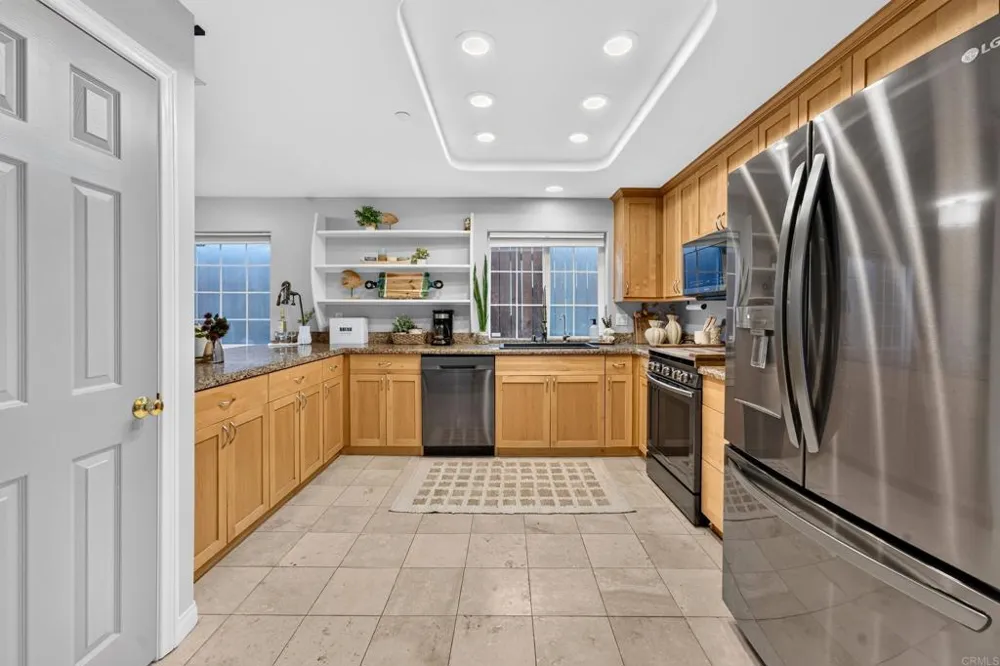 3951 Riviera Drive San Diego, CA 92109