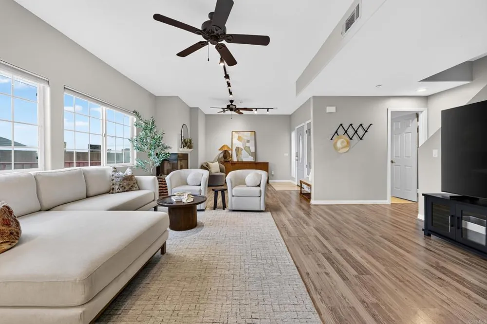 3951 Riviera Drive San Diego, CA 92109