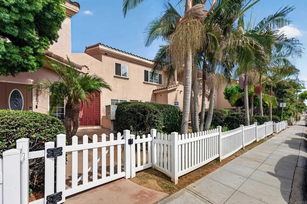 3951 Riviera Drive San Diego, CA 92109
