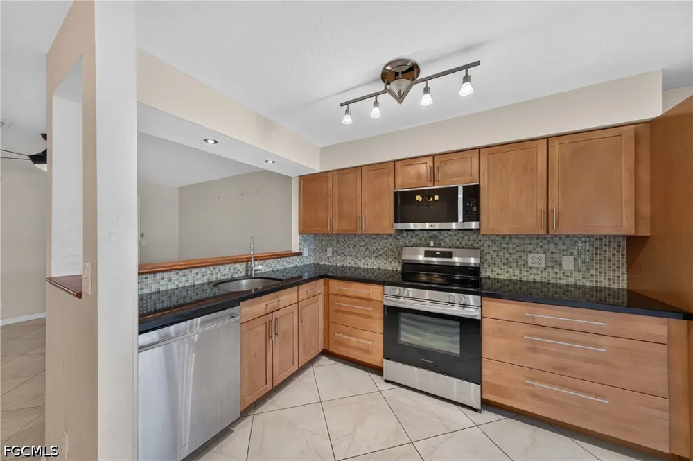 Burningtree Avenue Fort Myers, FL 33919