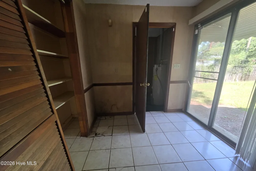 401 E Howard Street Wrens, GA 30833