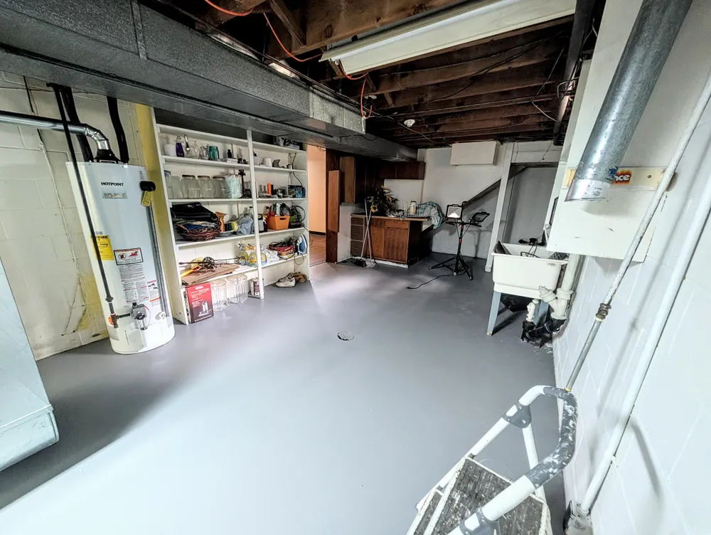 1355 W Broadway Avenue Muskegon, MI 49441