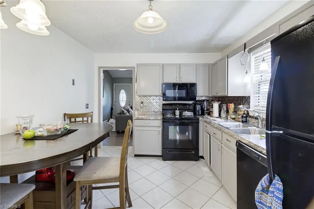 2922 Median Court High Point, NC 27260