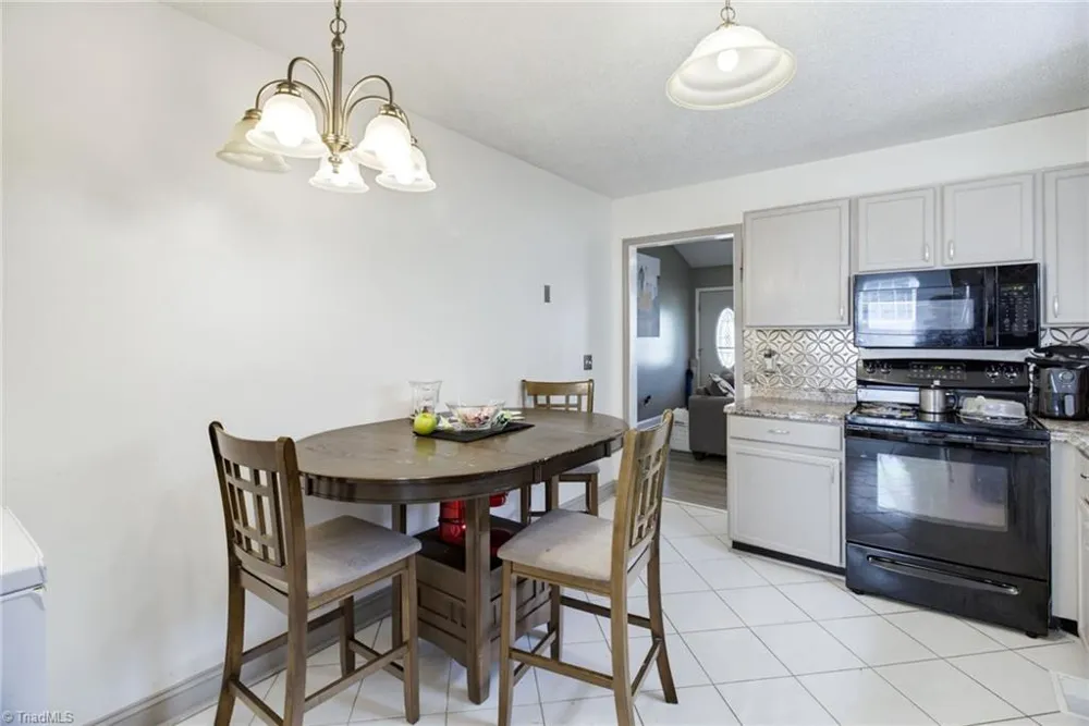 2922 Median Court High Point, NC 27260