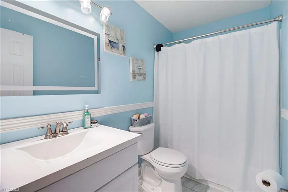 2922 Median Court High Point, NC 27260