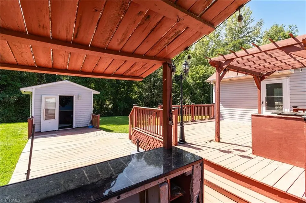 2922 Median Court High Point, NC 27260