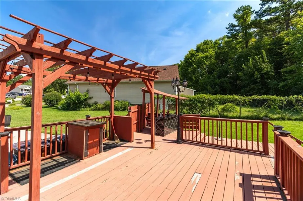 2922 Median Court High Point, NC 27260