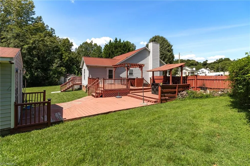 2922 Median Court High Point, NC 27260
