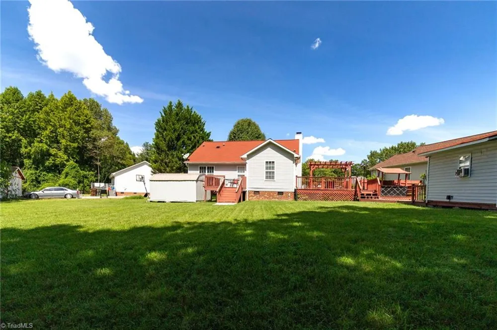 2922 Median Court High Point, NC 27260