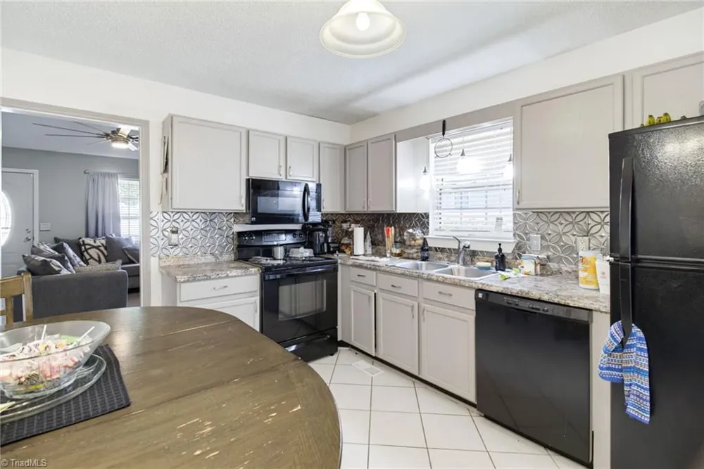 2922 Median Court High Point, NC 27260