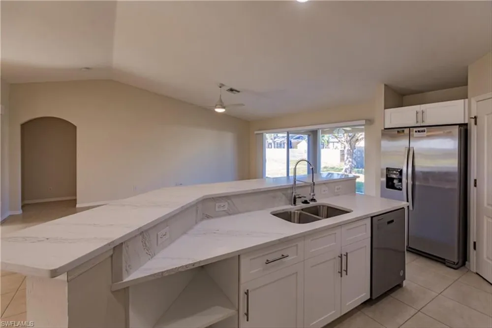 2809 NW 12th Lane Cape Coral, FL 33993