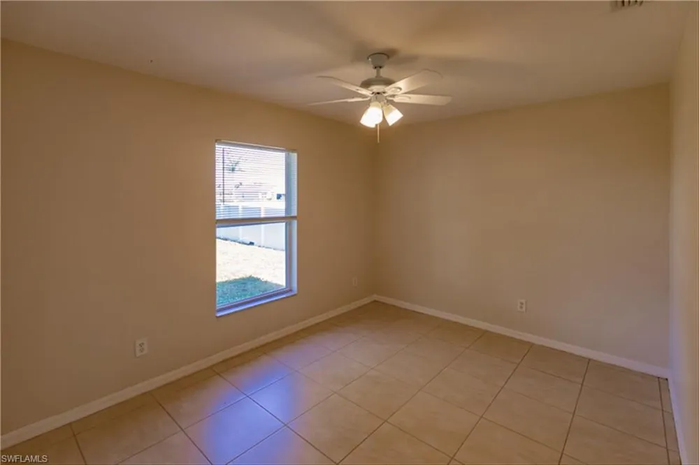 2809 NW 12th Lane Cape Coral, FL 33993