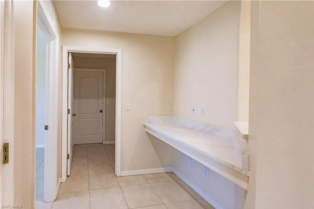 2809 NW 12th Lane Cape Coral, FL 33993