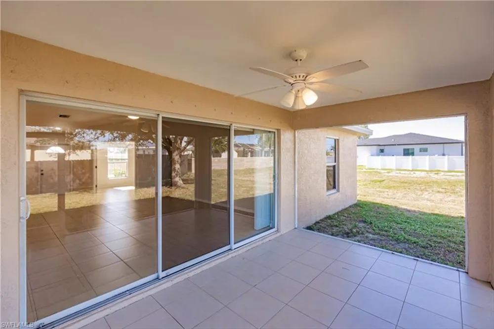 2809 NW 12th Lane Cape Coral, FL 33993