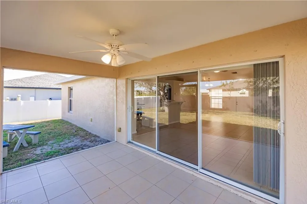 2809 NW 12th Lane Cape Coral, FL 33993