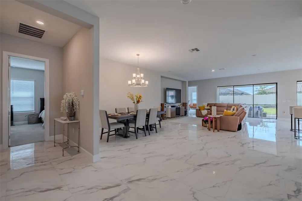 4727 FRECCIA LOOP Wesley Chapel, FL 33543