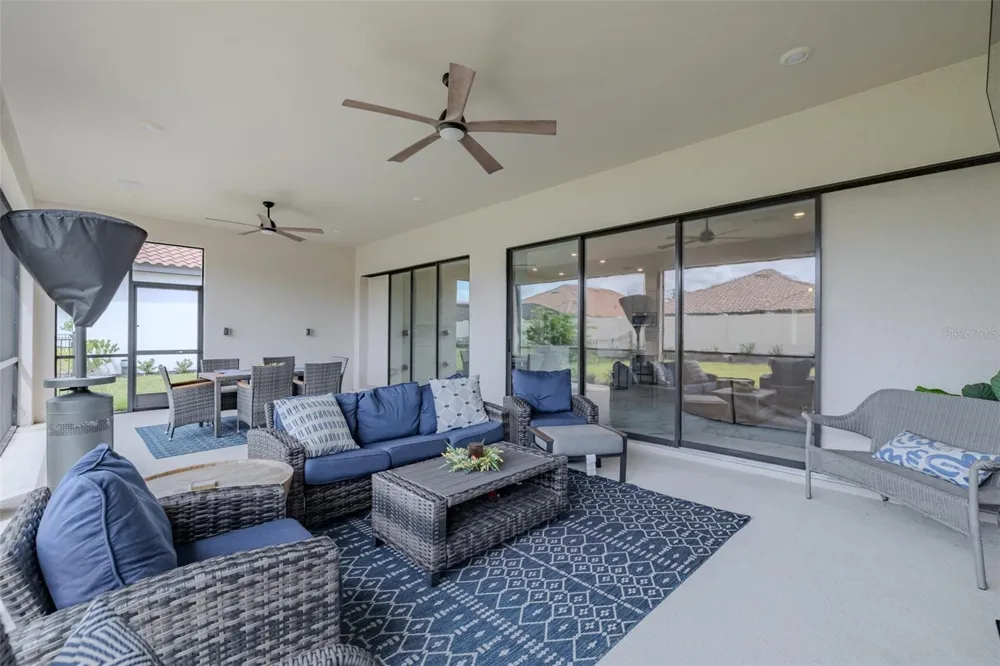 4727 FRECCIA LOOP Wesley Chapel, FL 33543