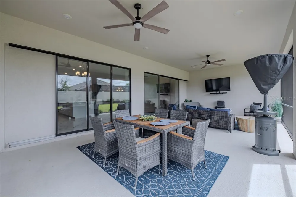 4727 FRECCIA LOOP Wesley Chapel, FL 33543