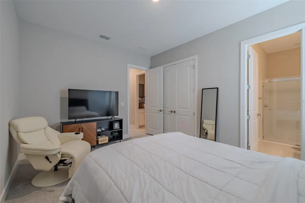 4727 FRECCIA LOOP Wesley Chapel, FL 33543