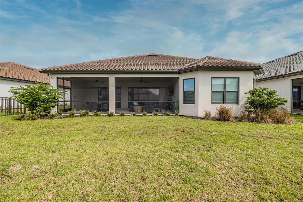 4727 FRECCIA LOOP Wesley Chapel, FL 33543