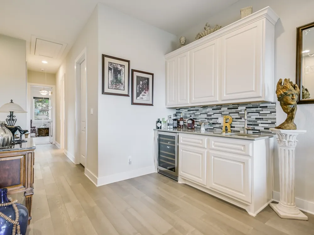 404 Marina View Way Lakeway, TX 78734
