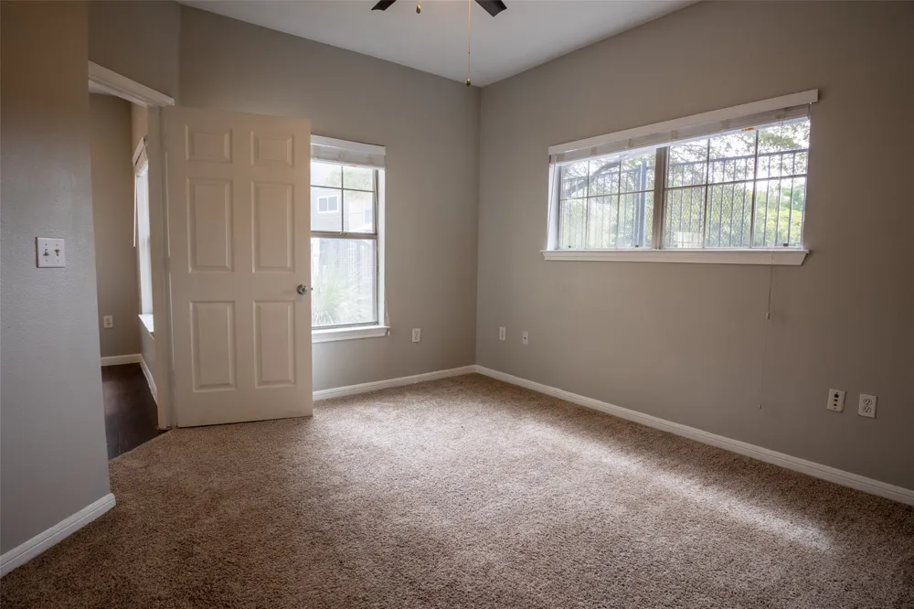 2320 Gracy Farms Lane #312 Austin, TX 78758