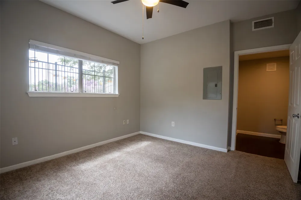 2320 Gracy Farms Lane #312 Austin, TX 78758
