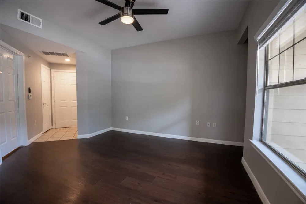 2320 Gracy Farms Lane #312 Austin, TX 78758