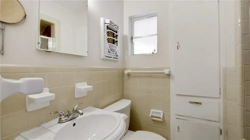 703 Buckingham Circle Austin, TX 78704