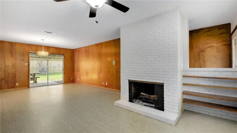 703 Buckingham Circle Austin, TX 78704