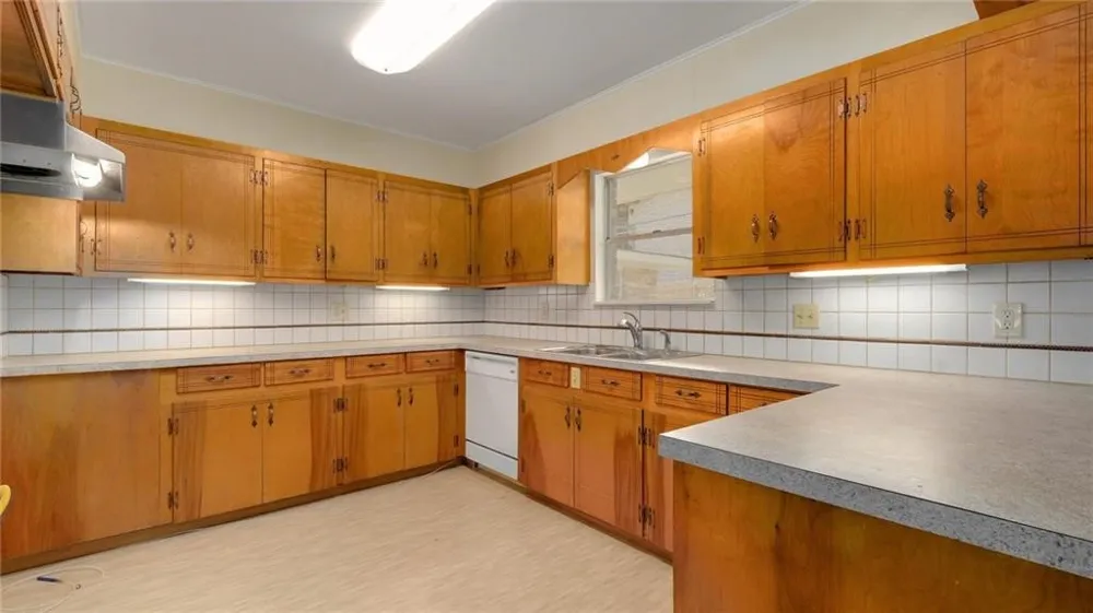 703 Buckingham Circle Austin, TX 78704