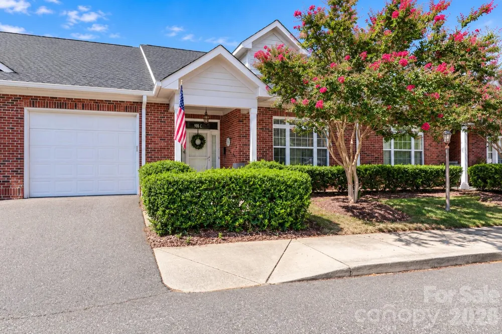 908 Davie Avenue #C Statesville, NC 28677