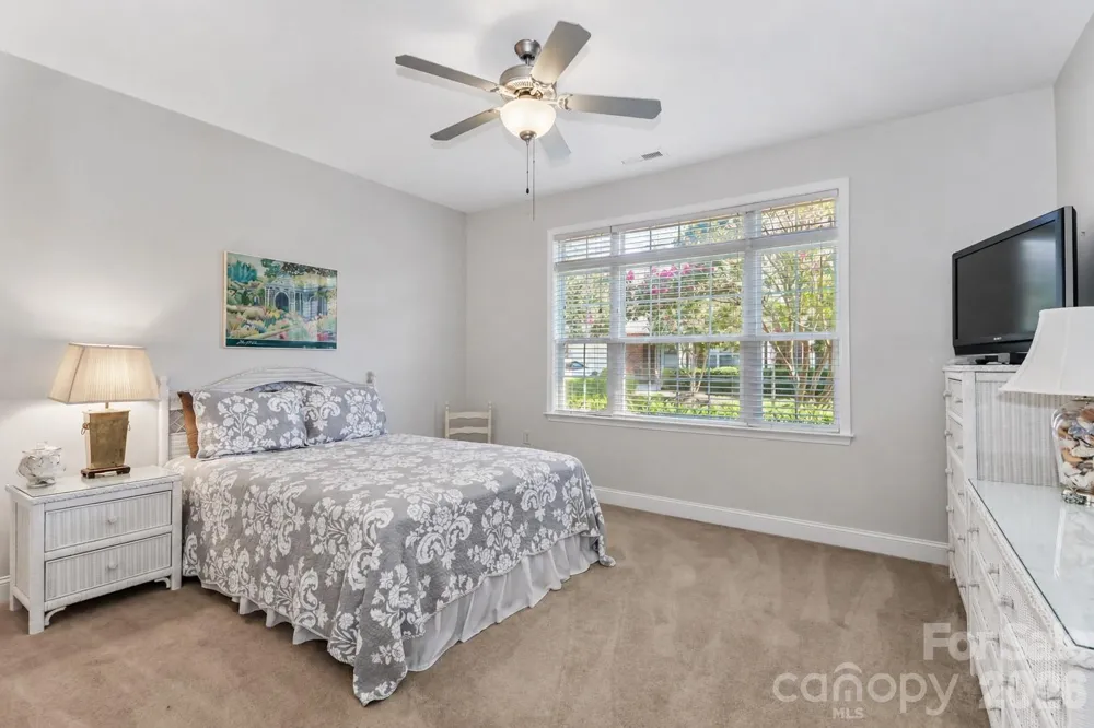 908 Davie Avenue #C Statesville, NC 28677