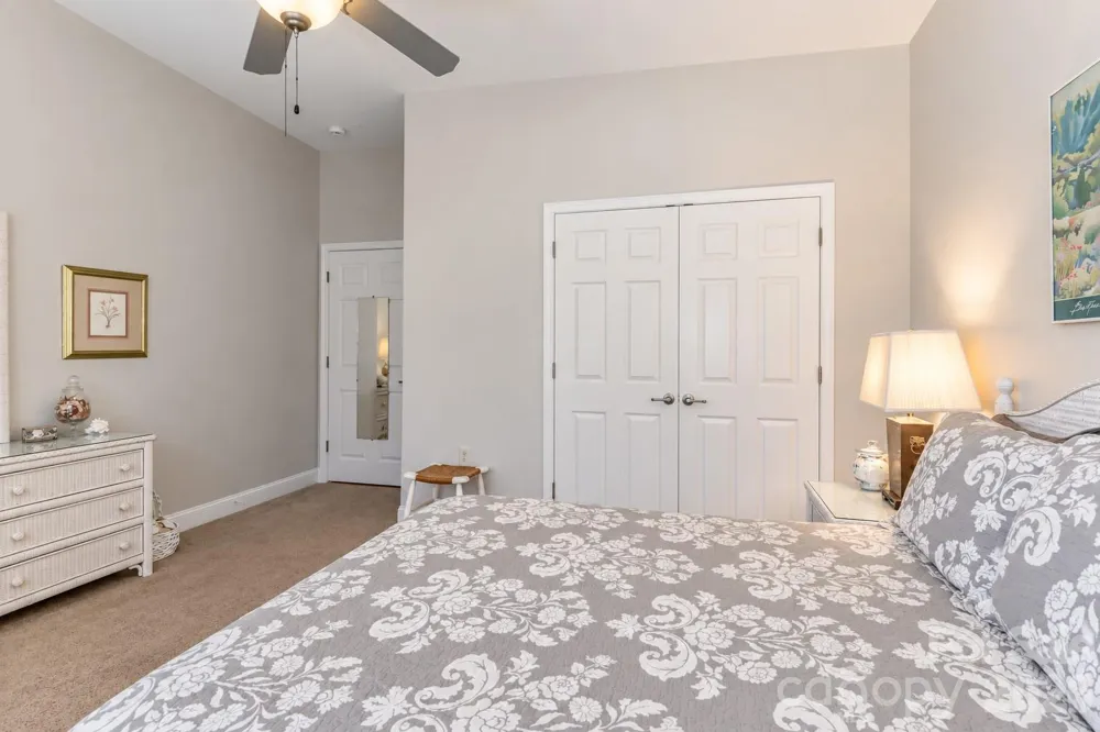 908 Davie Avenue #C Statesville, NC 28677