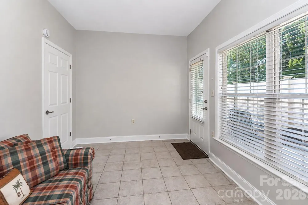 908 Davie Avenue #C Statesville, NC 28677