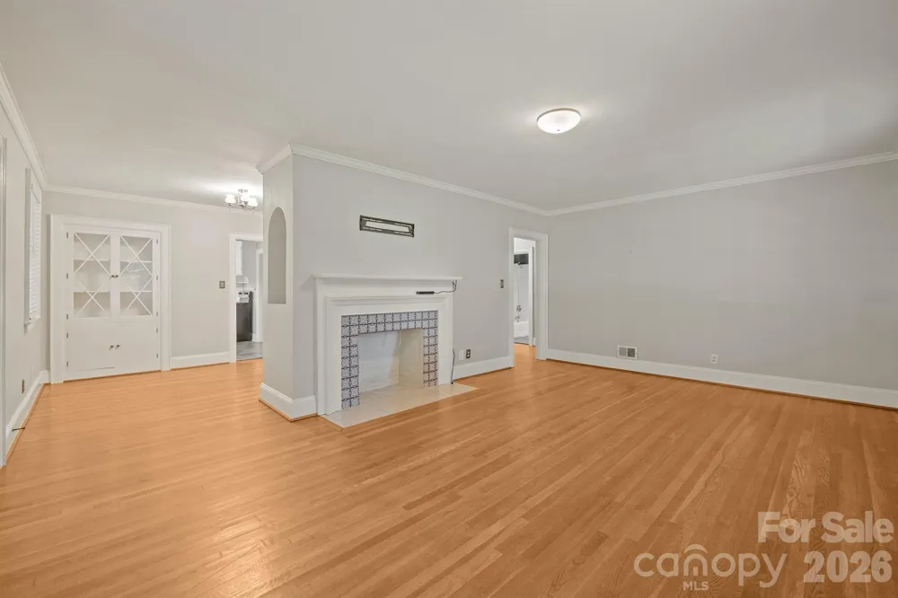 419 1st Avenue Conover, NC 28613