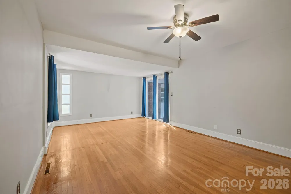 419 1st Avenue Conover, NC 28613