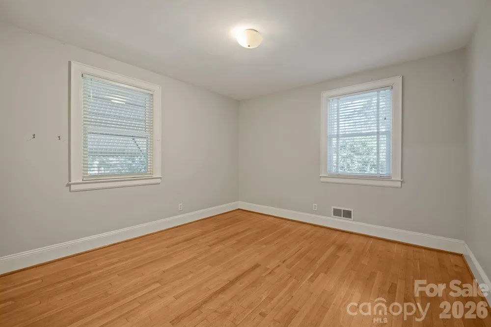 419 1st Avenue Conover, NC 28613