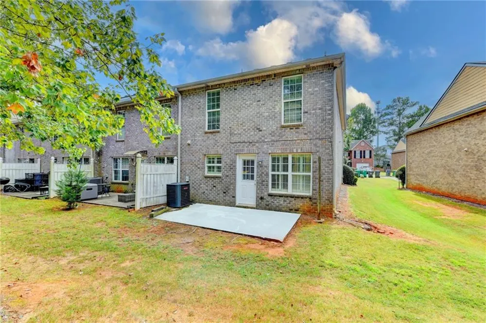 75 Fern Crest Drive Lawrenceville, GA 30046
