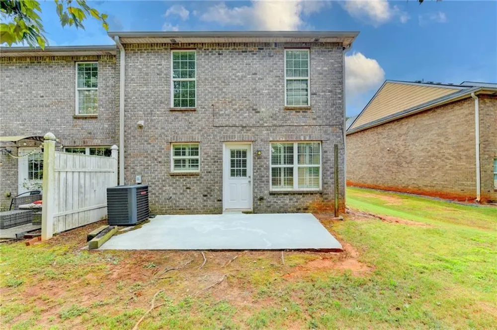 75 Fern Crest Drive Lawrenceville, GA 30046