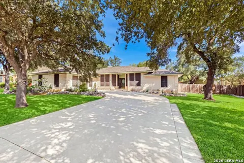 145 WILL ROGERS DR
