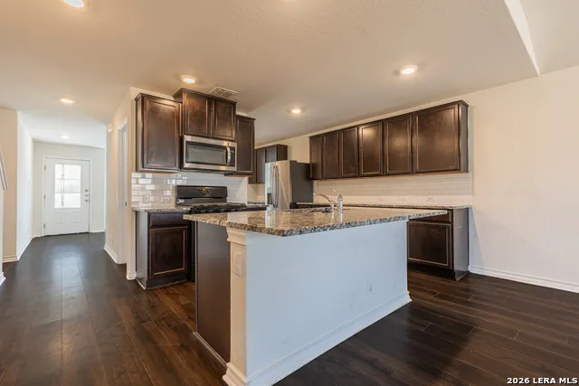 4119 IJOLITE AVE San Antonio, TX 78253