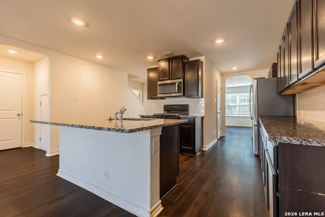 4119 IJOLITE AVE San Antonio, TX 78253