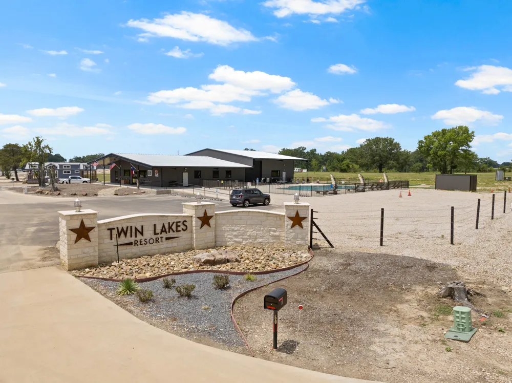 50 CR 3227 Unit 63 Mt Pleasant, TX 75455