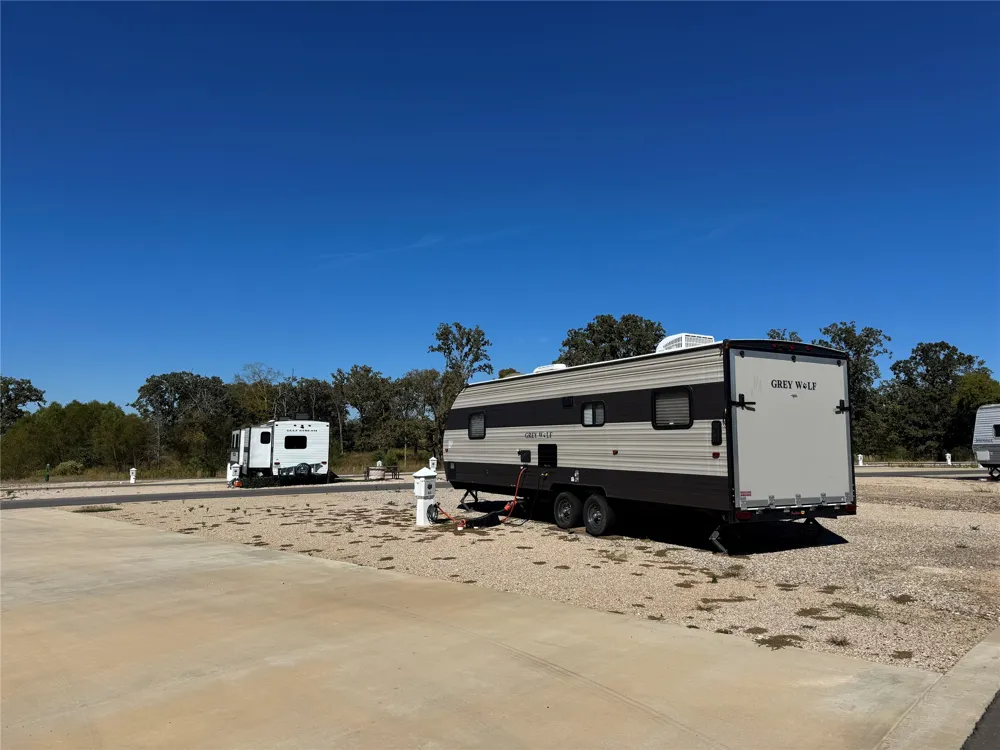 50 CR 3227 Unit 63 Mt Pleasant, TX 75455