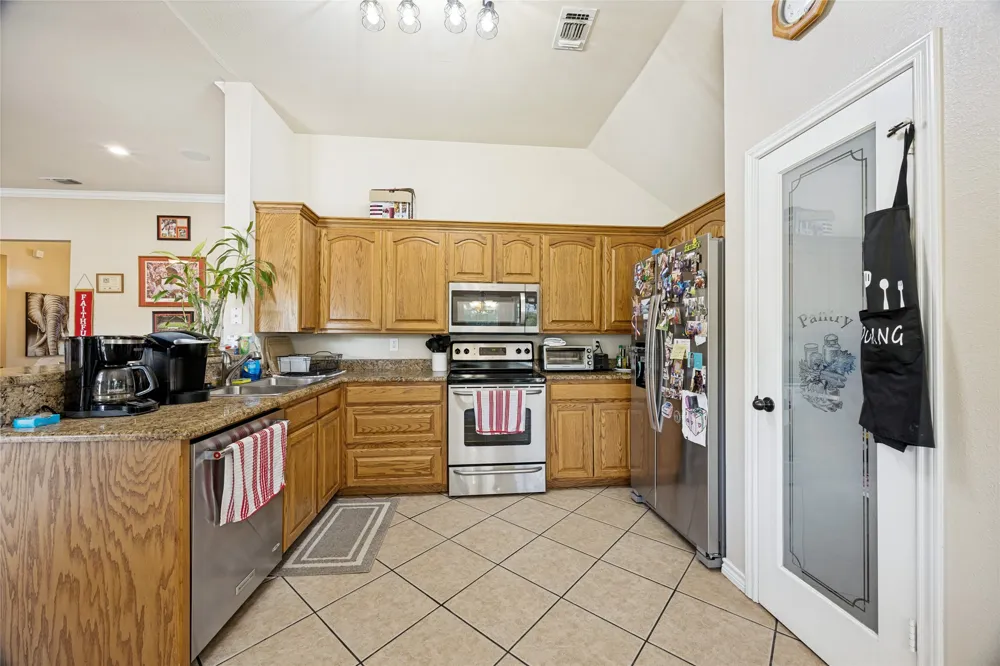 2701 Valley Ridge Lane Sherman, TX 75092