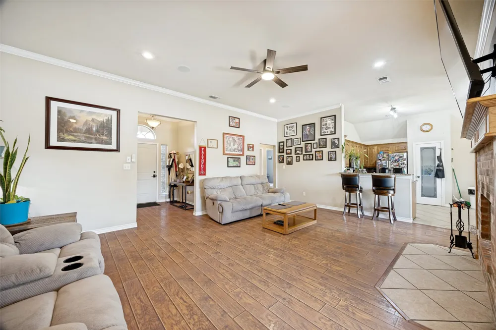 2701 Valley Ridge Lane Sherman, TX 75092