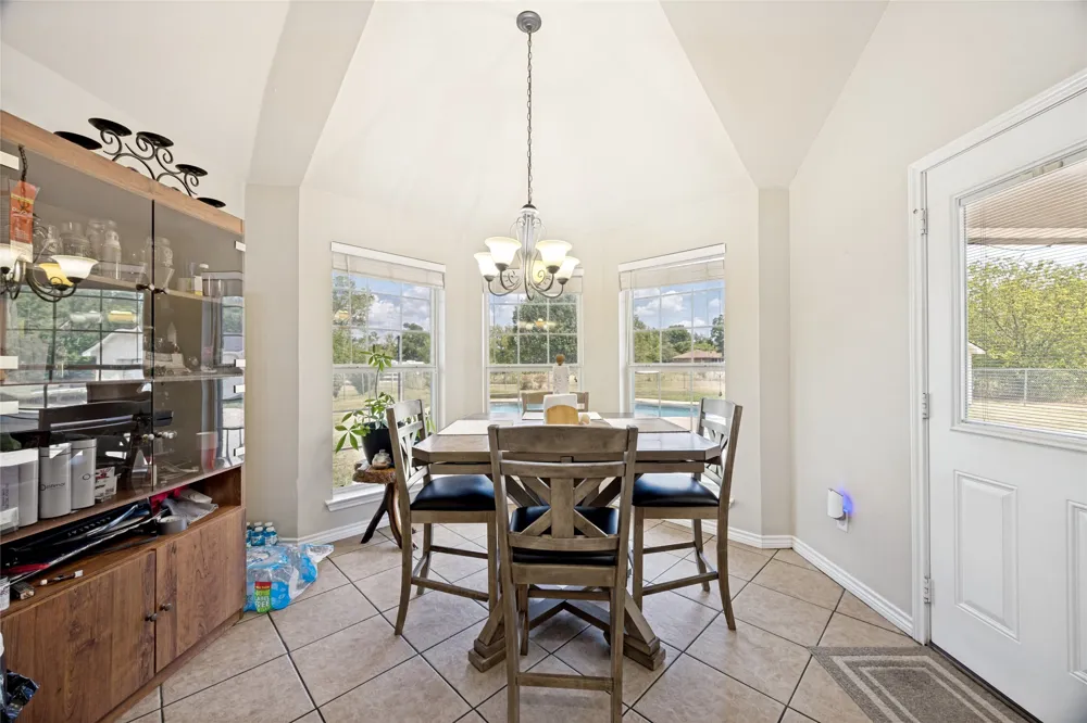 2701 Valley Ridge Lane Sherman, TX 75092