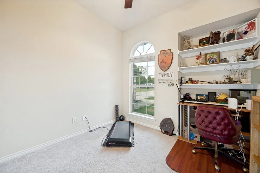 2701 Valley Ridge Lane Sherman, TX 75092
